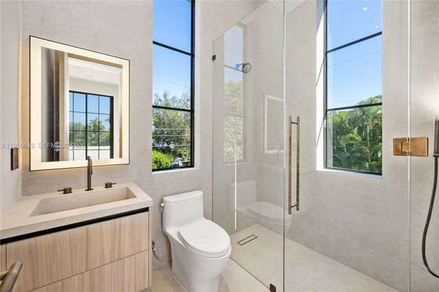 7401 SW 54th Ave, Miami, FL 33143