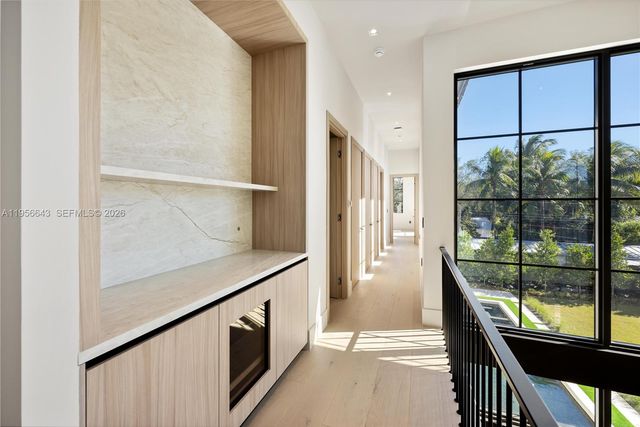 7401 SW 54th Ave, Miami, FL 33143