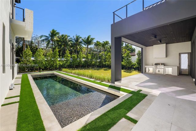 7401 SW 54th Ave, Miami, FL 33143