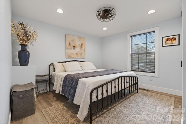 250 Seagle Street, Marion, NC 28752