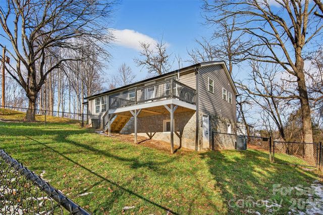 250 Seagle Street, Marion, NC 28752