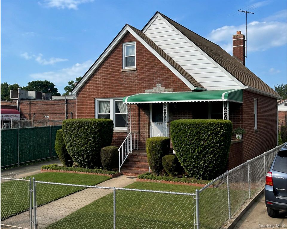 83-50 257th Street, Floral Park, NY 11004 — exterior