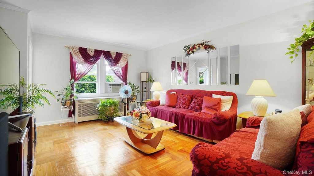 83-50 257th Street, Floral Park, NY 11004 — photo 5