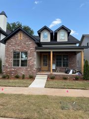 424 Gardens Lane, North Little Rock, AR 72114
