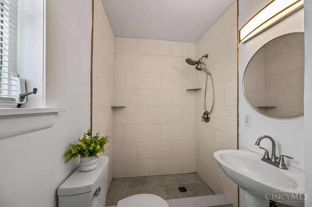 1123 Yale Avenue, Cincinnati, OH 45206