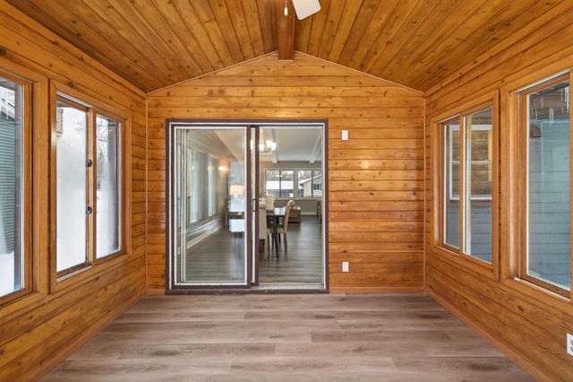 6608 Edgemont Boulevard N, Brooklyn Park, MN 55428