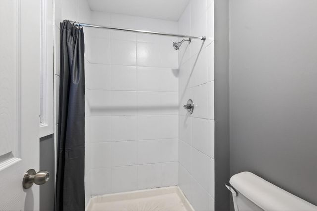 6608 Edgemont Boulevard N, Brooklyn Park, MN 55428