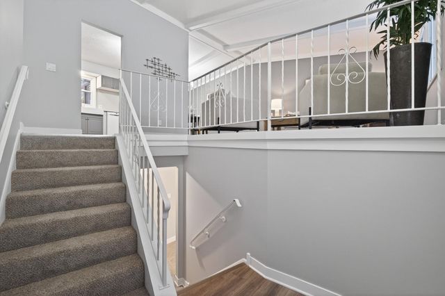 6608 Edgemont Boulevard N, Brooklyn Park, MN 55428