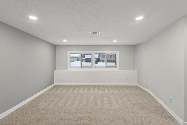 6608 Edgemont Boulevard N, Brooklyn Park, MN 55428