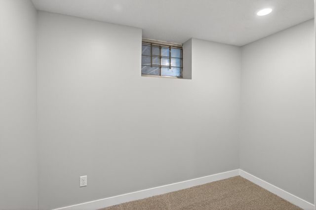 6608 Edgemont Boulevard N, Brooklyn Park, MN 55428