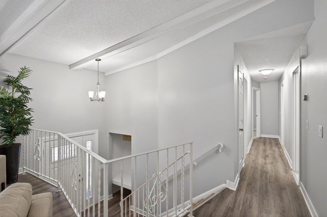 6608 Edgemont Boulevard N, Brooklyn Park, MN 55428