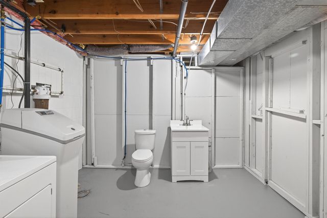 6608 Edgemont Boulevard N, Brooklyn Park, MN 55428