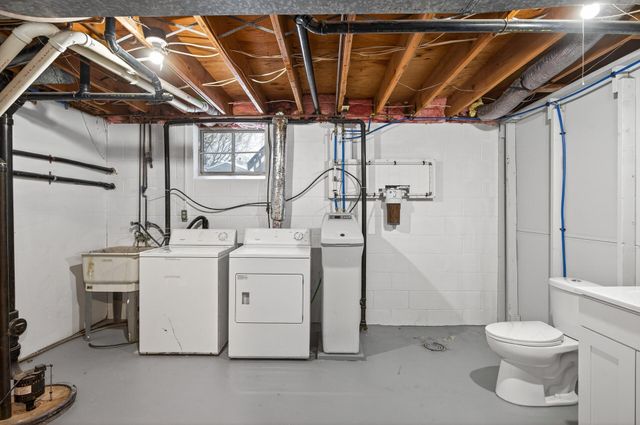 6608 Edgemont Boulevard N, Brooklyn Park, MN 55428