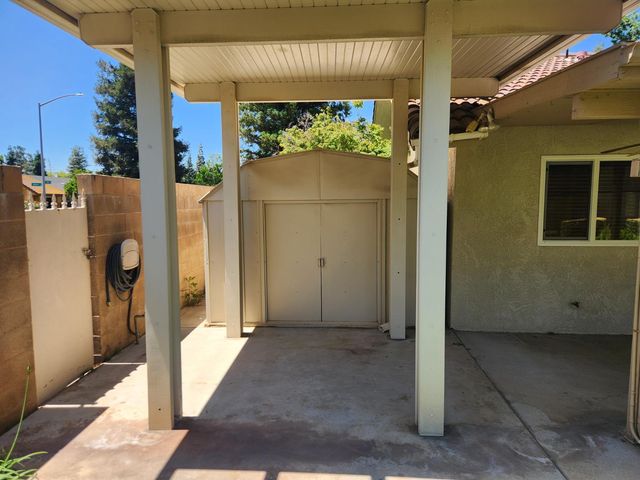 6502 N Delbert Avenue, Fresno, CA 93722