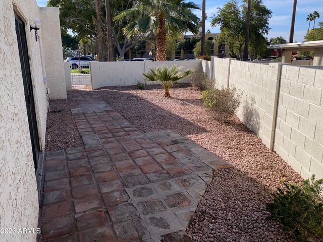 1728 E Belmont Avenue, Phoenix, AZ 85020
