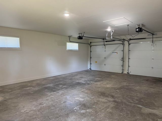 3605 N Benton Road, Muncie, IN 47304