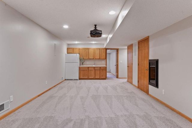 2619 Rachel Court, Chaska, MN 55318