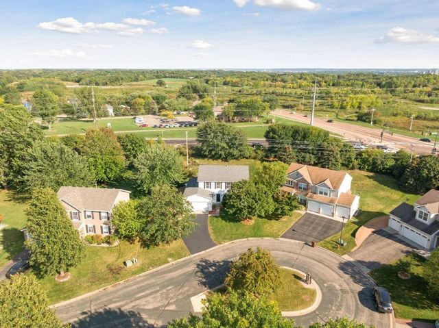 2619 Rachel Court, Chaska, MN 55318