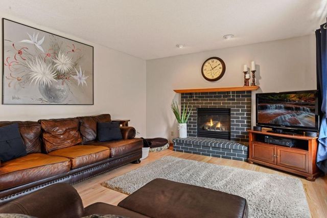 2619 Rachel Court, Chaska, MN 55318