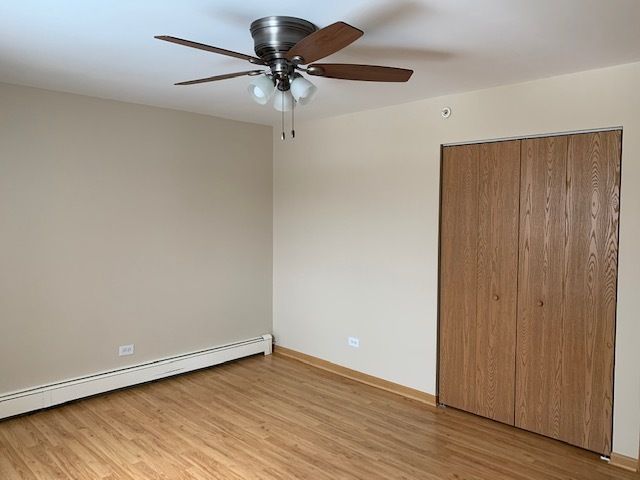 17220 71st Avenue 12, Tinley Park, IL 60477