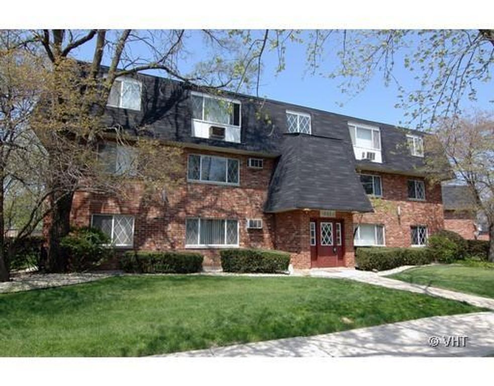 17220 71st Avenue 12, Tinley Park, IL 60477