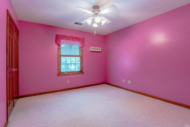 1542 Kings Bridge Road, Evansville, IN 47725