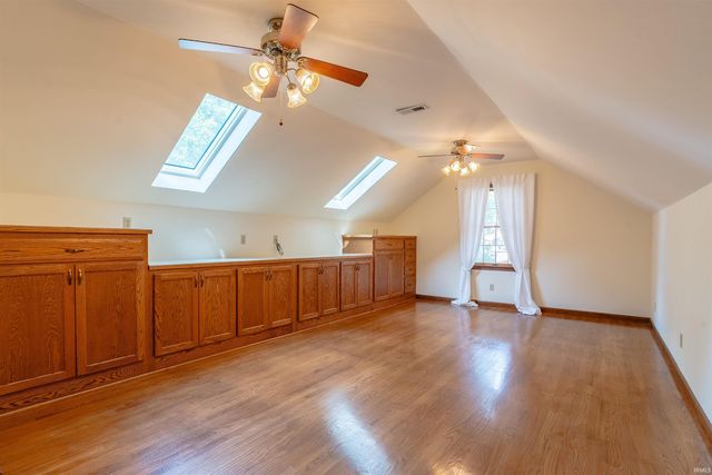 1542 Kings Bridge Road, Evansville, IN 47725