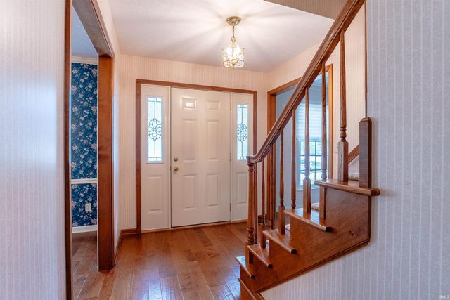 1542 Kings Bridge Road, Evansville, IN 47725