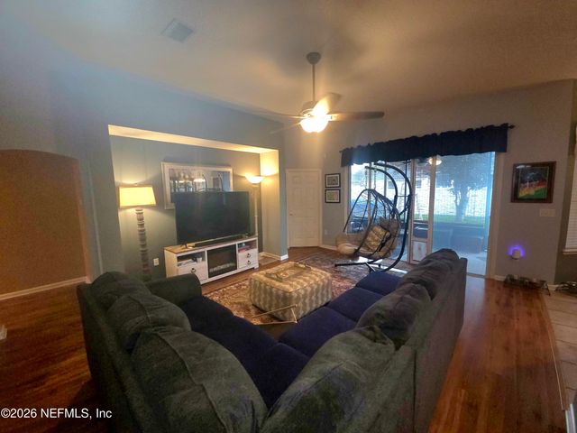 2864 CROSS CREEK Drive, Green Cove Springs, FL 32043