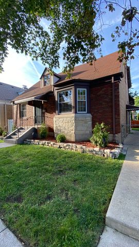 6616 W Melrose Street, Chicago, IL 60634