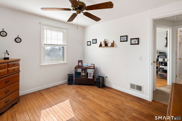 453 Sylvan Knoll Road, Stamford, CT 06902