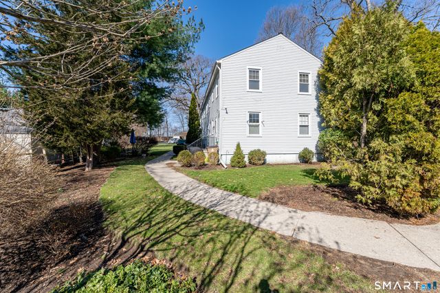 453 Sylvan Knoll Road, Stamford, CT 06902