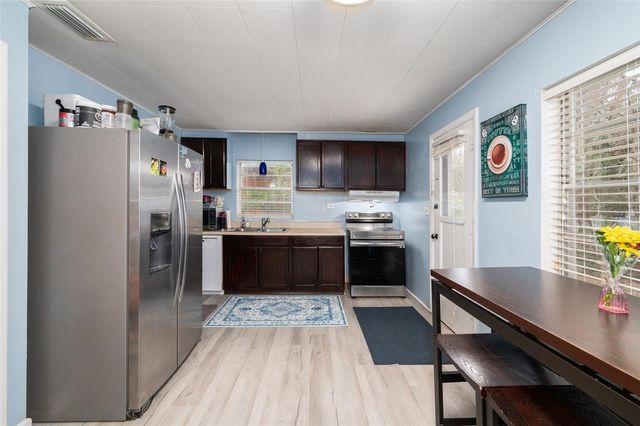 418 NW 27TH TERRACE, Gainesville, FL 32607