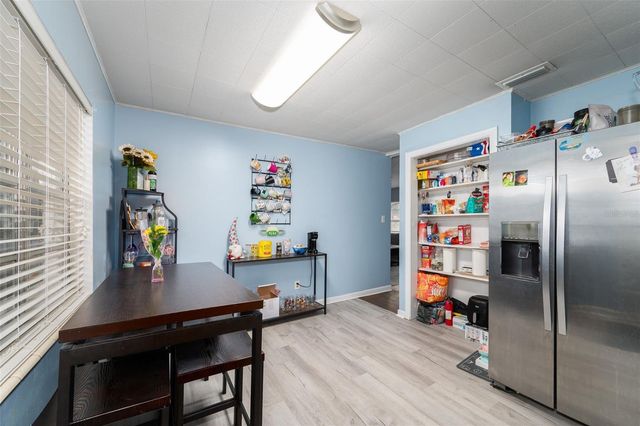 418 NW 27TH TERRACE, Gainesville, FL 32607