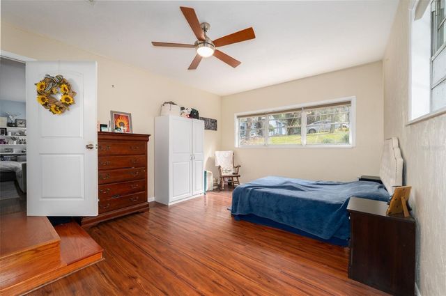 418 NW 27TH TERRACE, Gainesville, FL 32607