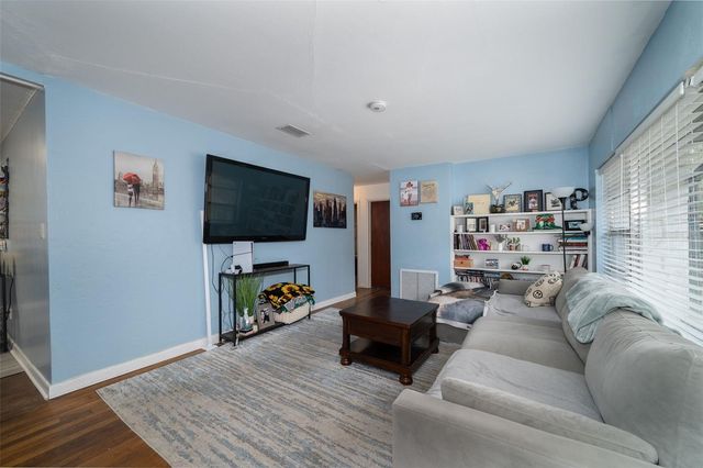 418 NW 27TH TERRACE, Gainesville, FL 32607