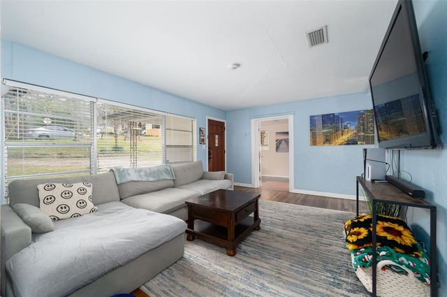 418 NW 27TH TERRACE, Gainesville, FL 32607