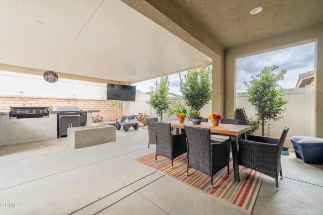 411 Calabrese Street, Fallbrook, CA 92028