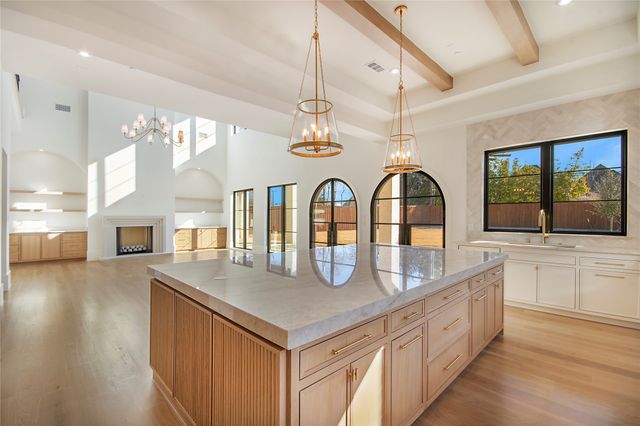 4222 Middleton Road, Dallas, TX 75229