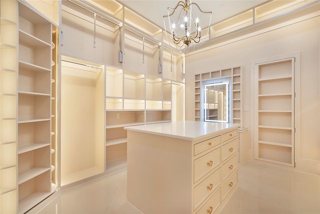 4222 Middleton Road, Dallas, TX 75229