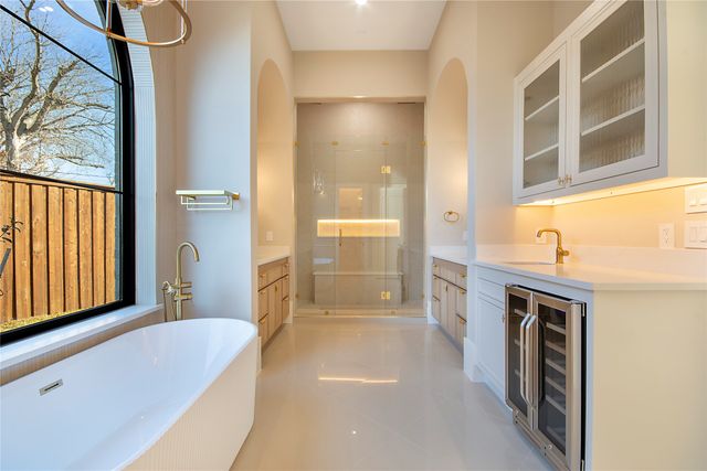 4222 Middleton Road, Dallas, TX 75229