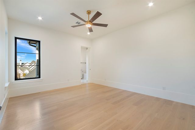 4222 Middleton Road, Dallas, TX 75229