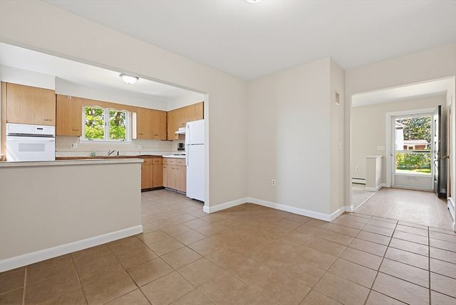 24 Cherry St, Spencer, MA 01562