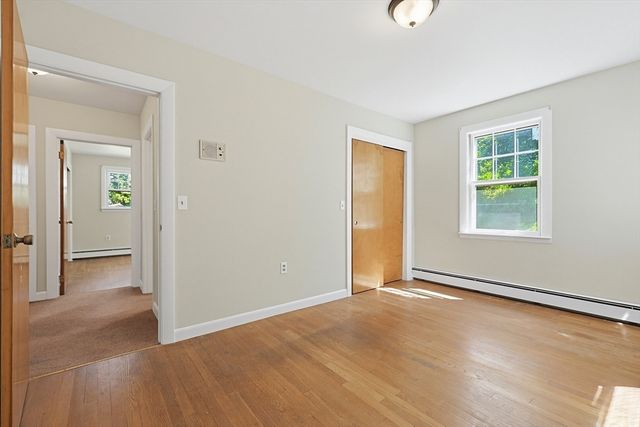 24 Cherry St, Spencer, MA 01562