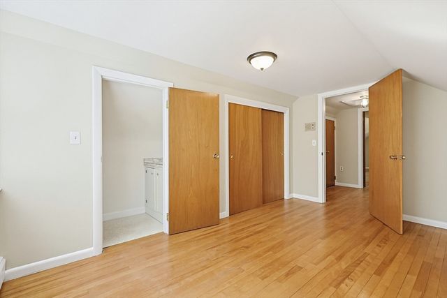 24 Cherry St, Spencer, MA 01562