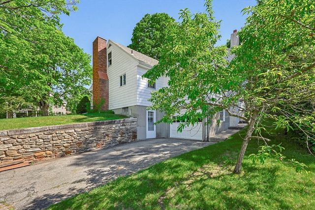 24 Cherry St, Spencer, MA 01562