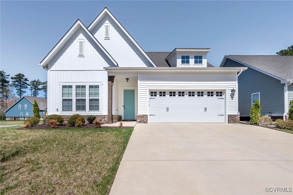 1806 Twin Rivers Ct, Chester, VA 23836