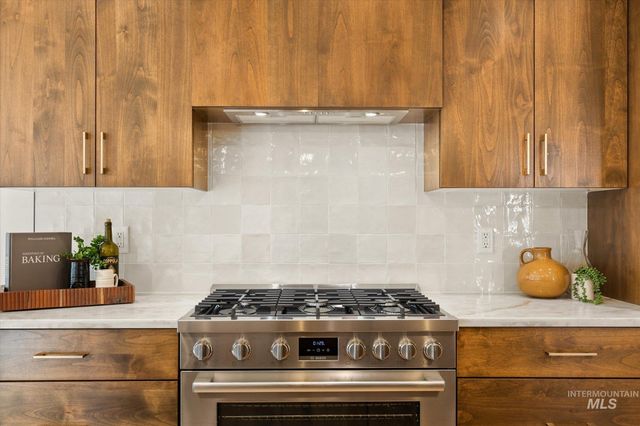 5612 W Grover St, Boise, ID 83705