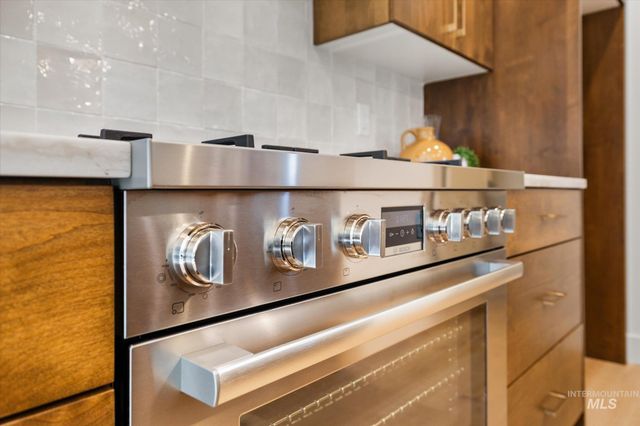 5612 W Grover St, Boise, ID 83705