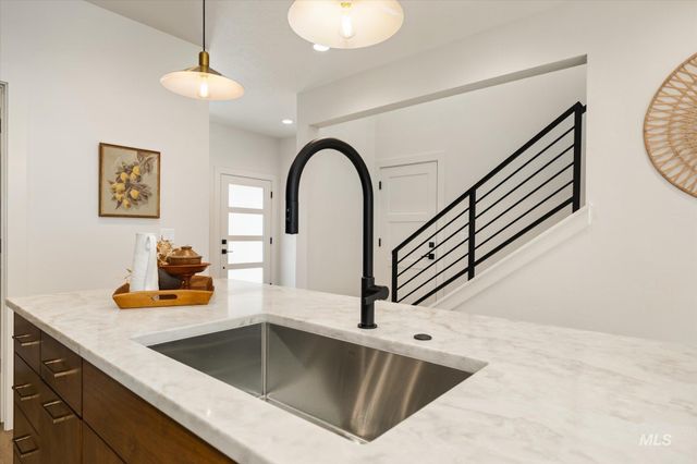 5612 W Grover St, Boise, ID 83705